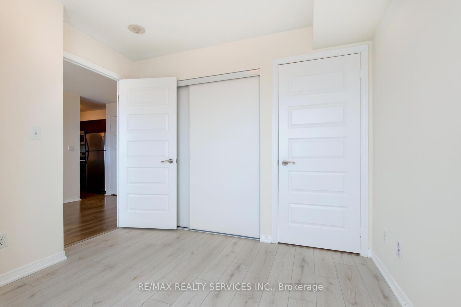 Photo 37 of Unit 1103, 215 Queen Street E, Brampton, Queen Street Corridor — HOMEH