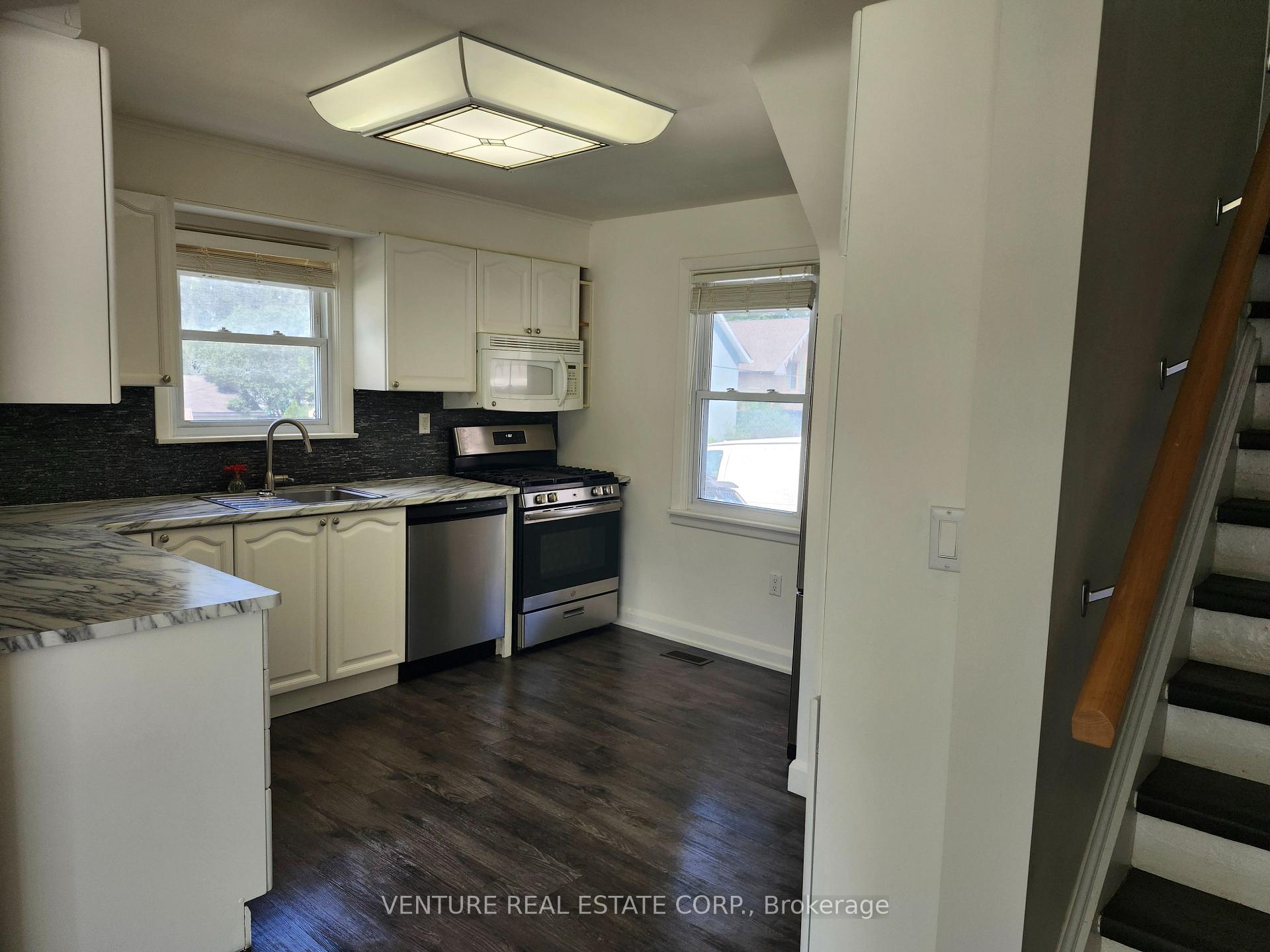 Photo 16 of 6 Sullivan Drive, New Tecumseth, Tottenham — HOMEH