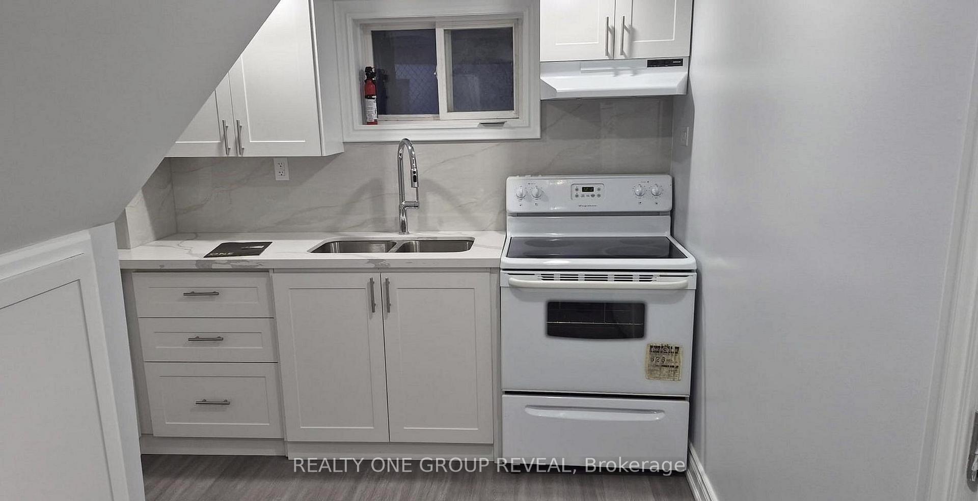 Photo 3 of Unit Basement, 75 Regatta Crescent, North York, Newtonbrook West — HOMEH