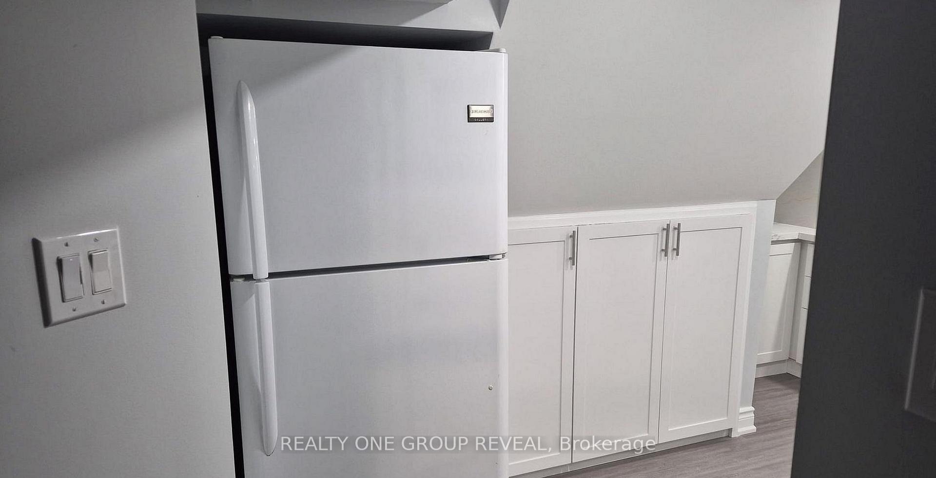Photo 4 of Unit Basement, 75 Regatta Crescent, North York, Newtonbrook West — HOMEH