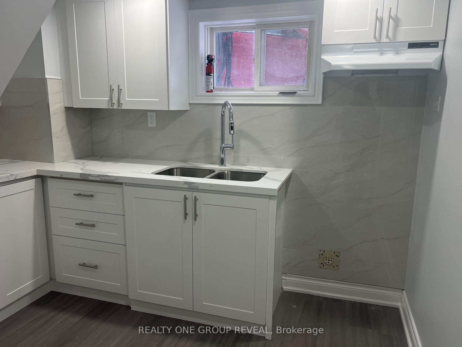 Photo 6 of Unit Basement, 75 Regatta Crescent, North York, Newtonbrook West — HOMEH