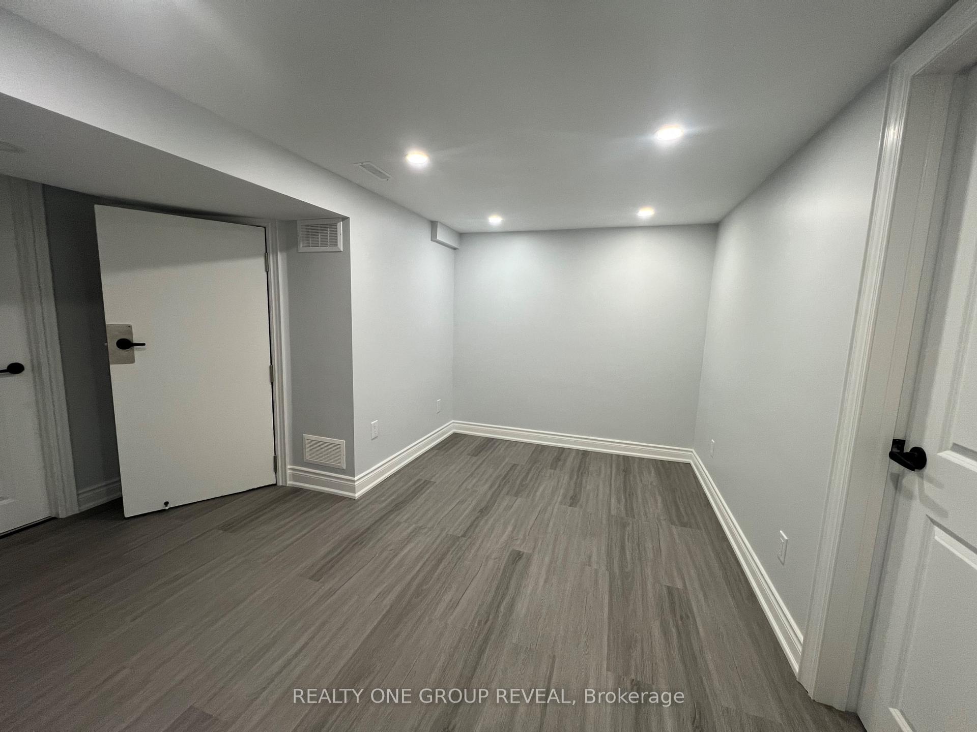 Photo 8 of Unit Basement, 75 Regatta Crescent, North York, Newtonbrook West — HOMEH