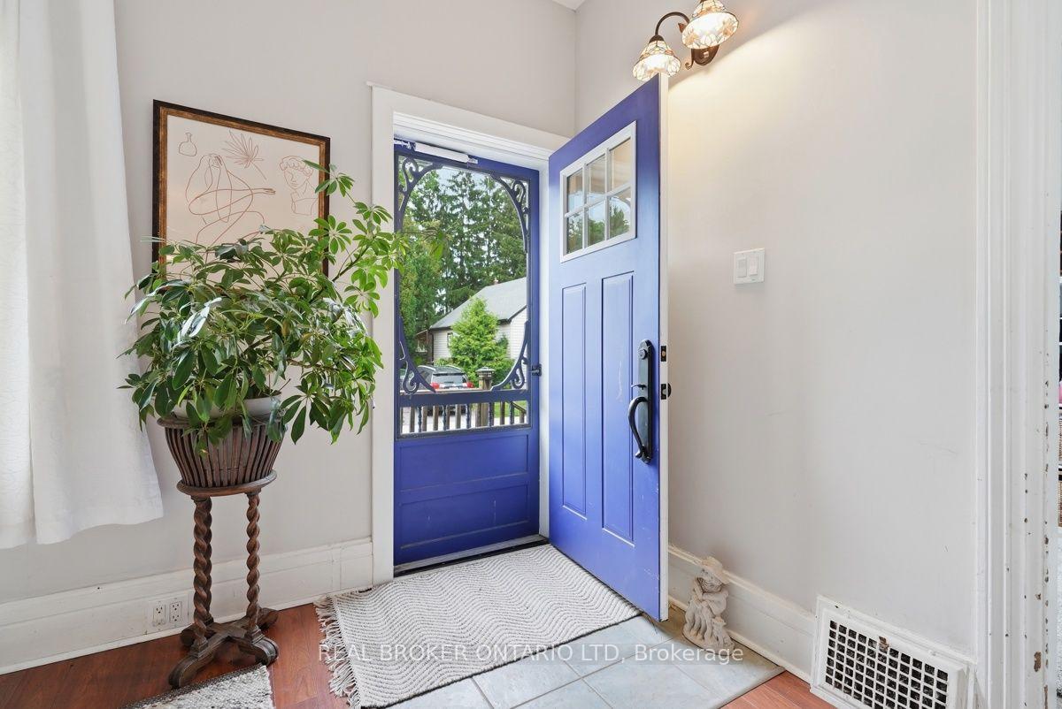 Photo 5 of 18 Mount Pleasant Avenue, London, North N — HOMEH