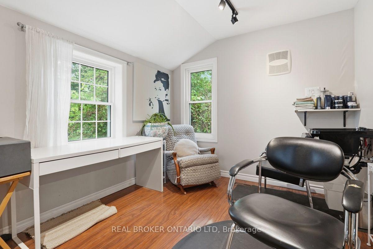 Photo 19 of 18 Mount Pleasant Avenue, London, North N — HOMEH