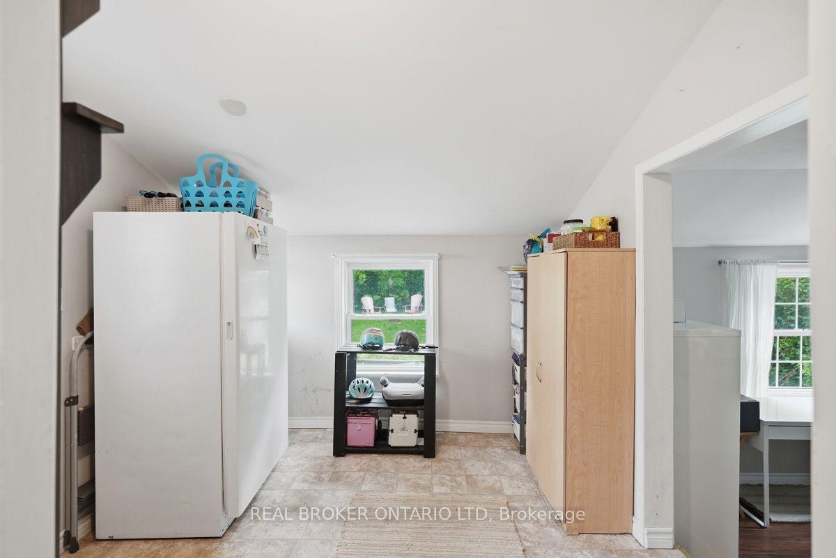 Photo 28 of 18 Mount Pleasant Avenue, London, North N — HOMEH