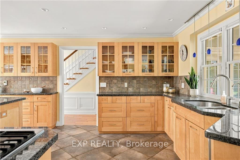 Photo 17 of 290 Bridgeport Road E, Waterloo, Fairfield — HOMEH