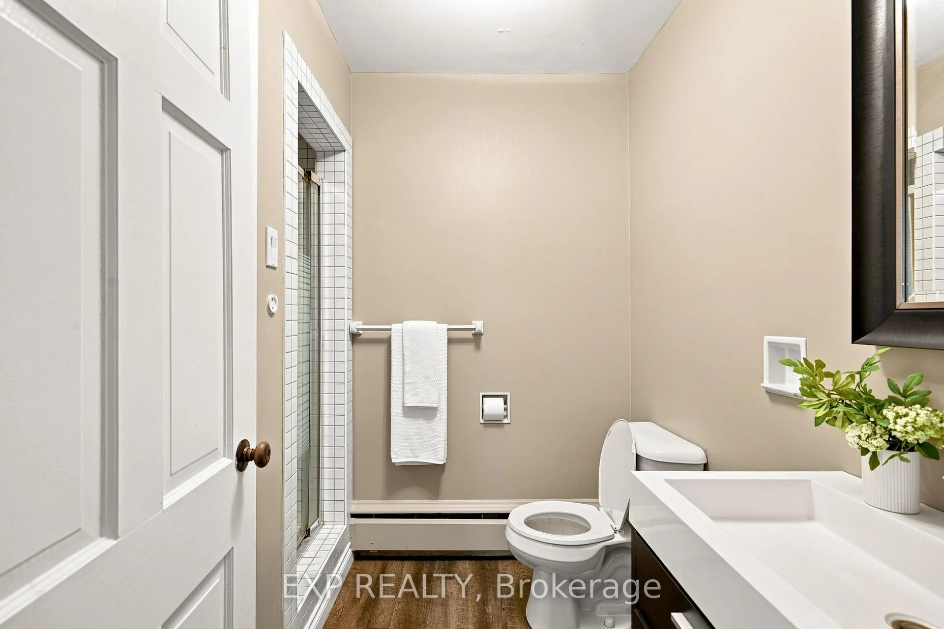 Photo 82 of 290 Bridgeport Road E, Waterloo, Fairfield — HOMEH