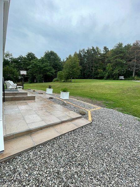 Photo 2 of 8162 Highway 12 W. Road, Oro-Medonte, Rural Oro-Medonte — HOMEH