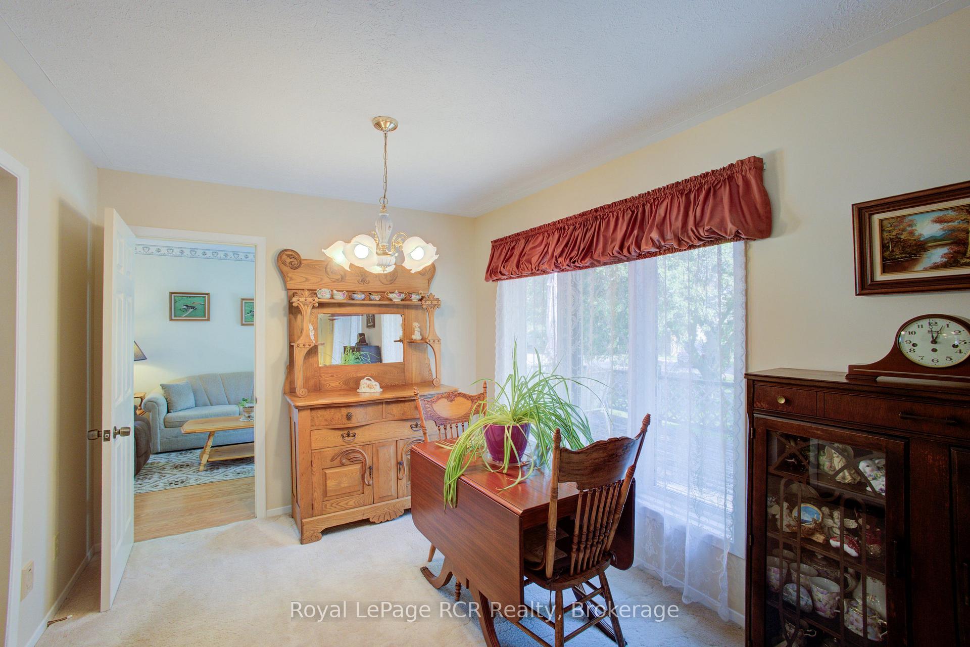Photo 11 of 360 Main Street W, Minto — HOMEH