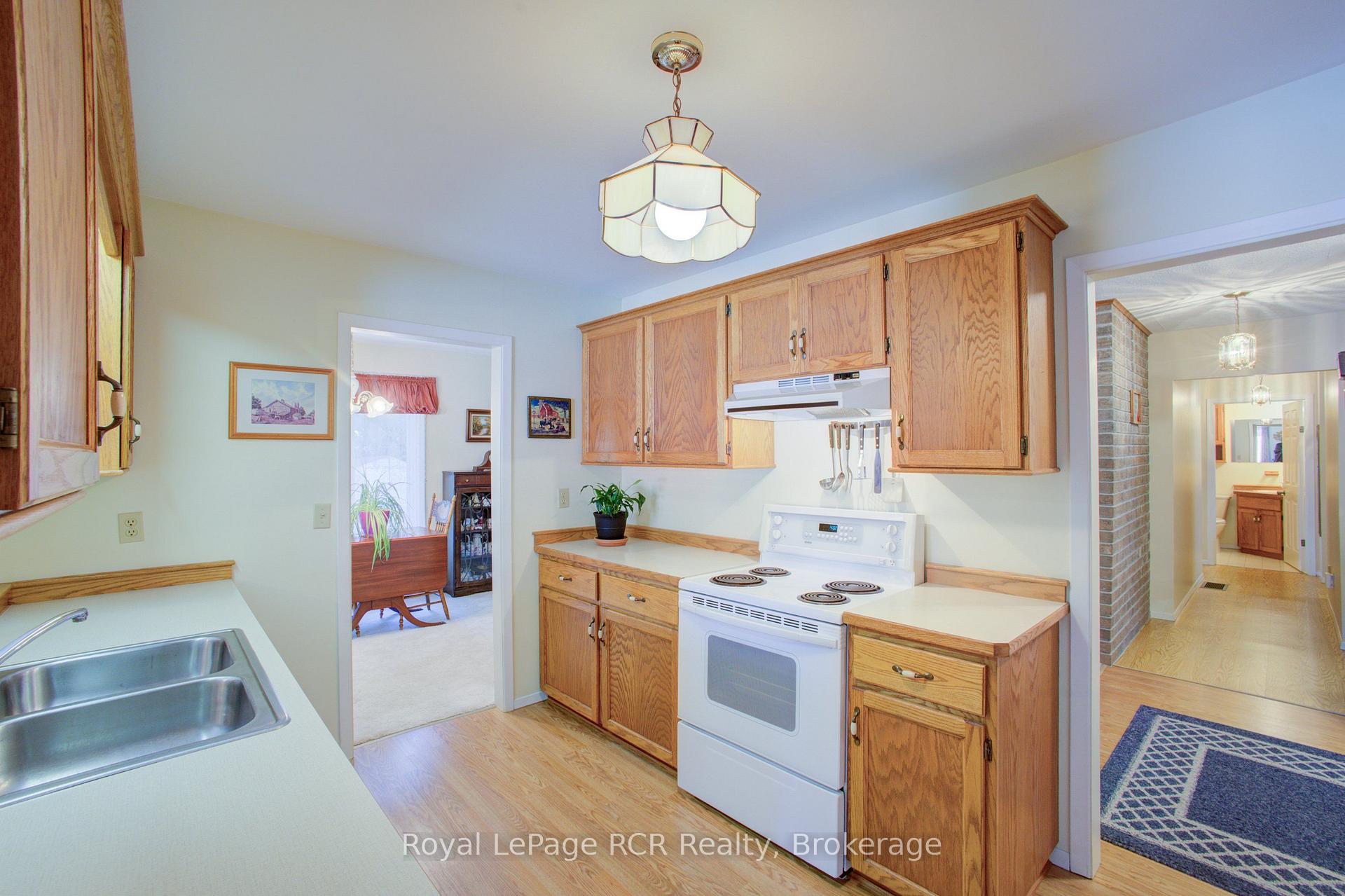 Photo 18 of 360 Main Street W, Minto — HOMEH
