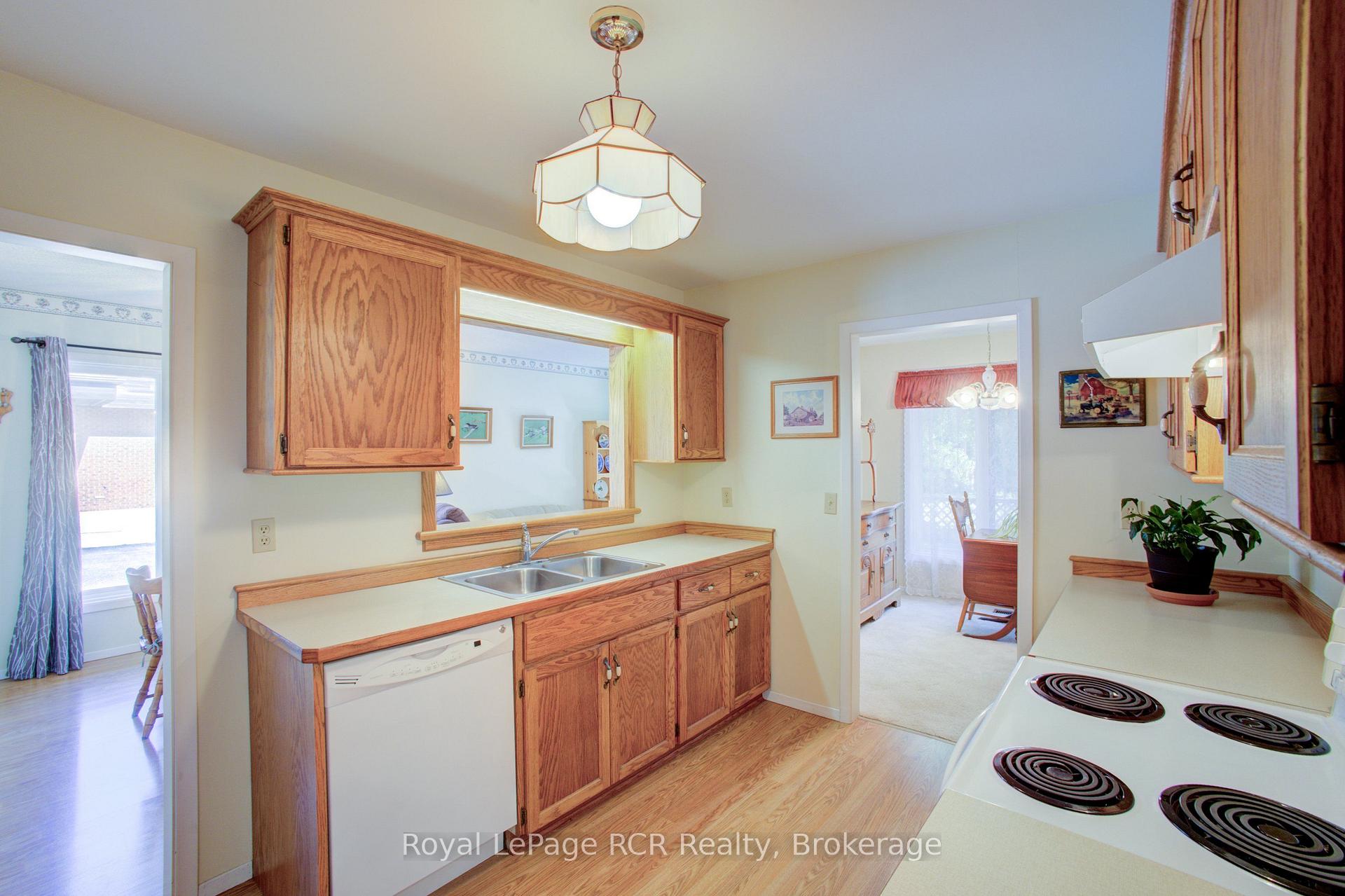 Photo 19 of 360 Main Street W, Minto — HOMEH
