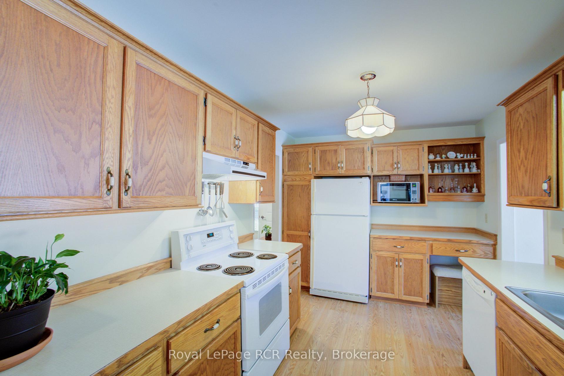 Photo 20 of 360 Main Street W, Minto — HOMEH