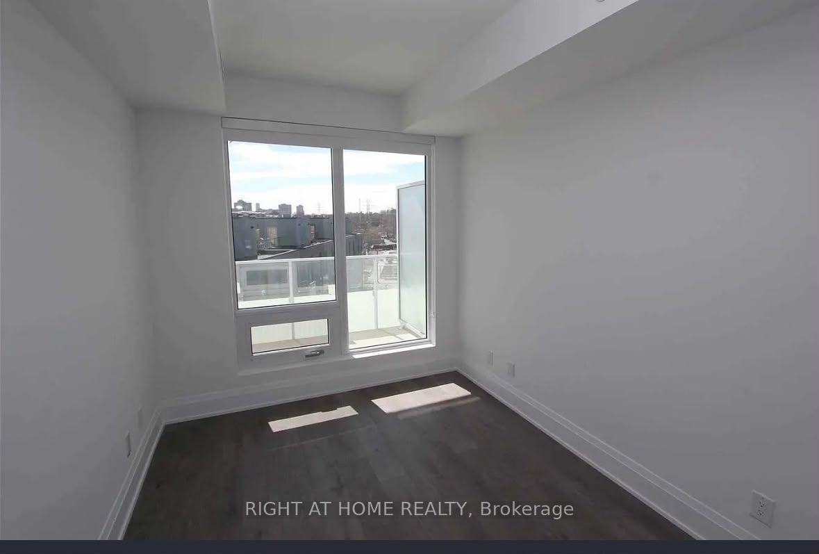 Photo 5 of Unit 413, 20 Brin Drive, Etobicoke, Islington-City Centre West — HOMEH