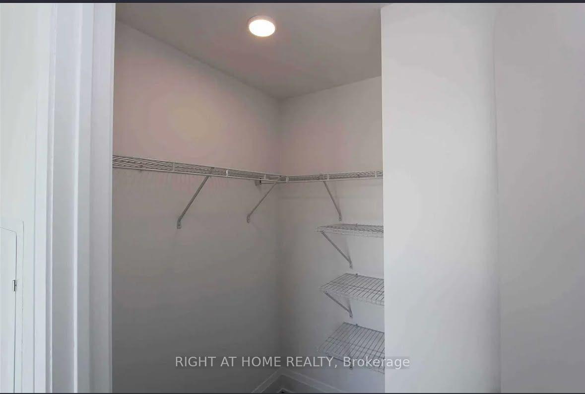 Photo 7 of Unit 413, 20 Brin Drive, Etobicoke, Islington-City Centre West — HOMEH
