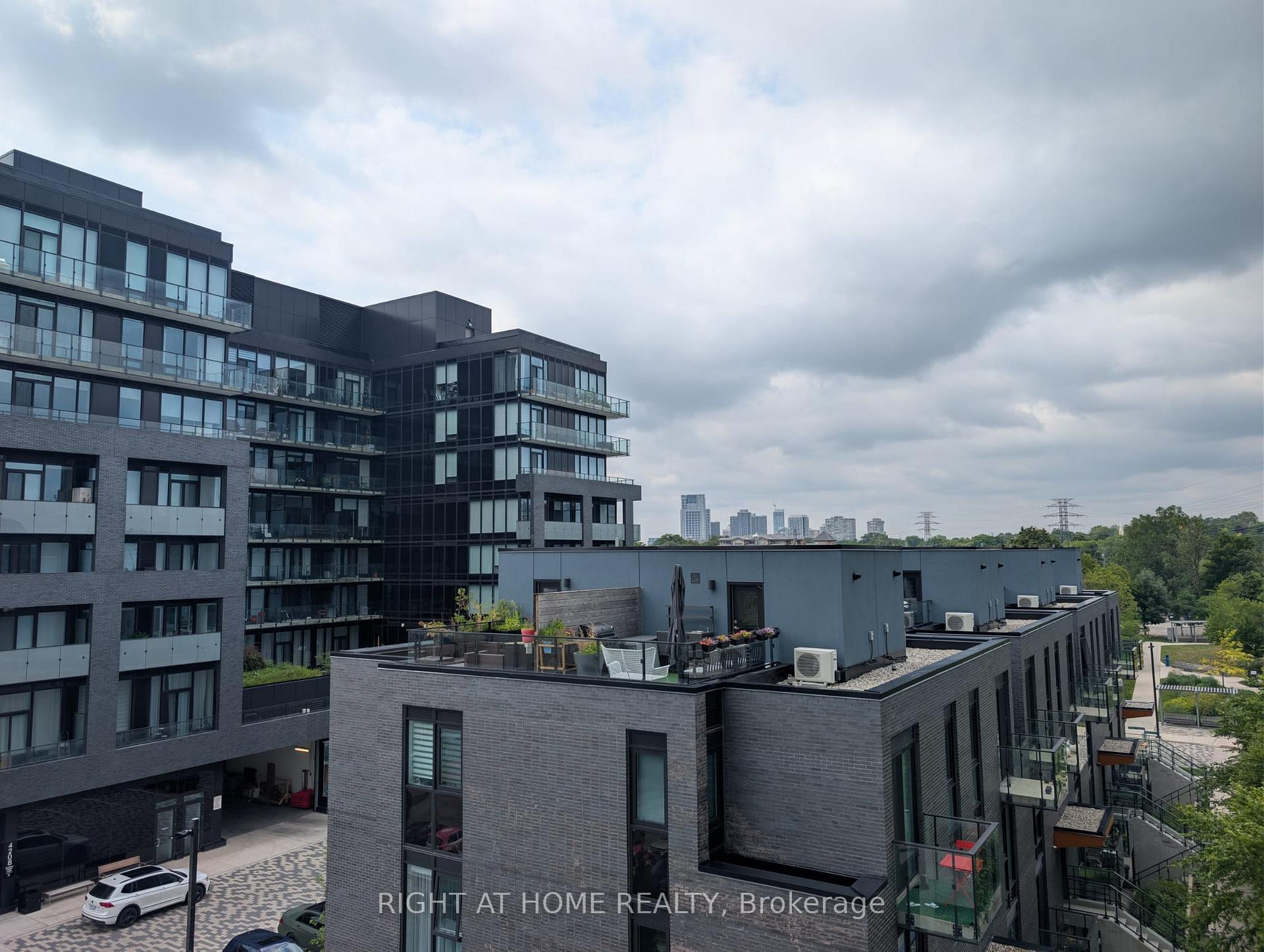 Photo 12 of Unit 413, 20 Brin Drive, Etobicoke, Islington-City Centre West — HOMEH