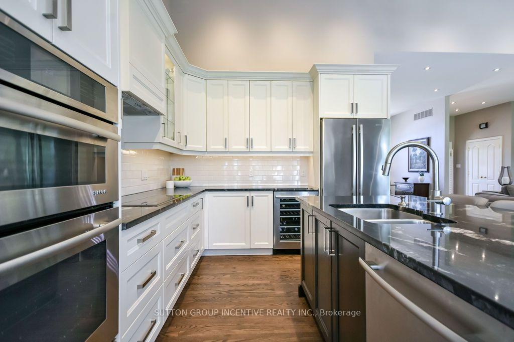 Photo 9 of 18 Bridle Path, Oro-Medonte, Horseshoe Valley — HOMEH