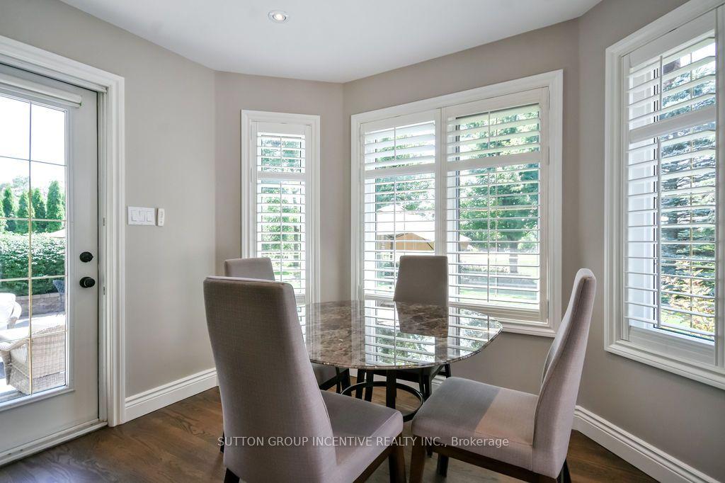 Photo 13 of 18 Bridle Path, Oro-Medonte, Horseshoe Valley — HOMEH