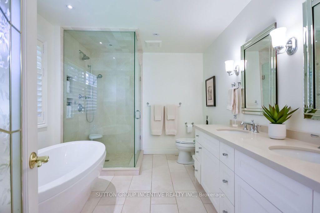 Photo 17 of 18 Bridle Path, Oro-Medonte, Horseshoe Valley — HOMEH