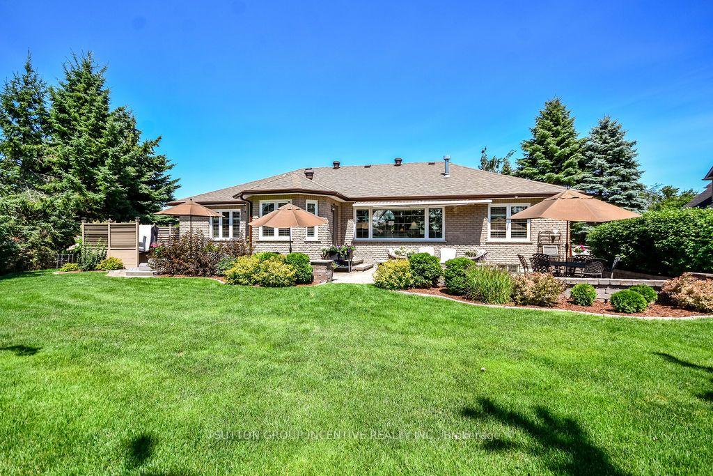 Photo 45 of 18 Bridle Path, Oro-Medonte, Horseshoe Valley — HOMEH