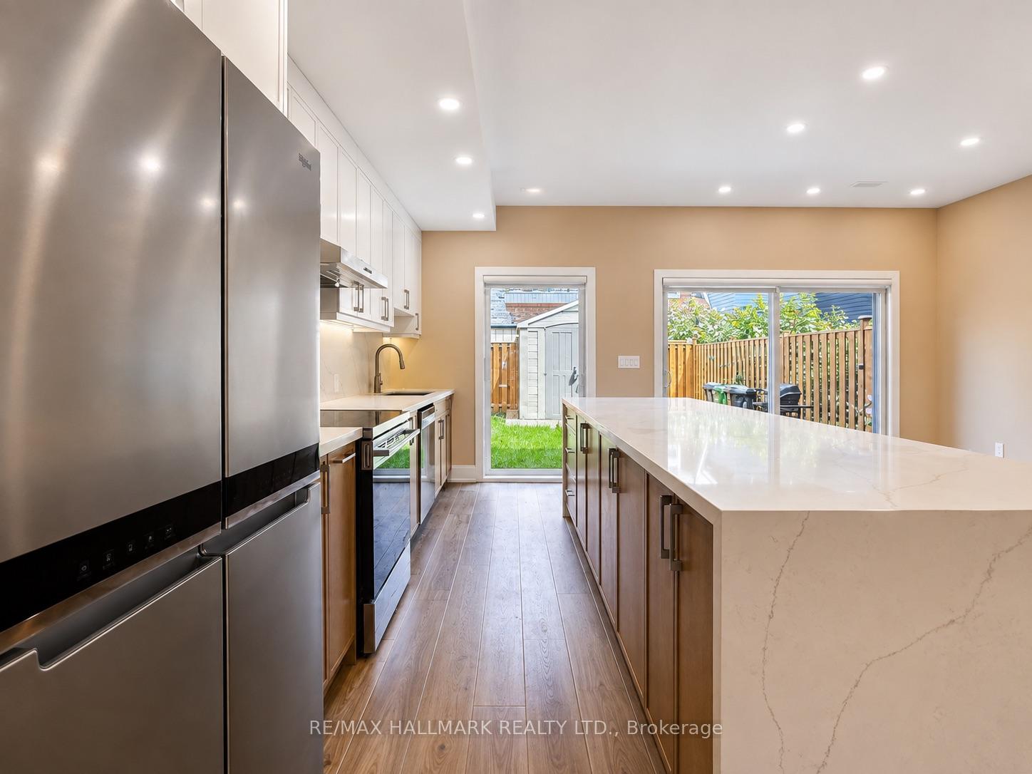 Photo 15 of Unit Unit L, 72 Jones Avenue, Toronto, South Riverdale — HOMEH
