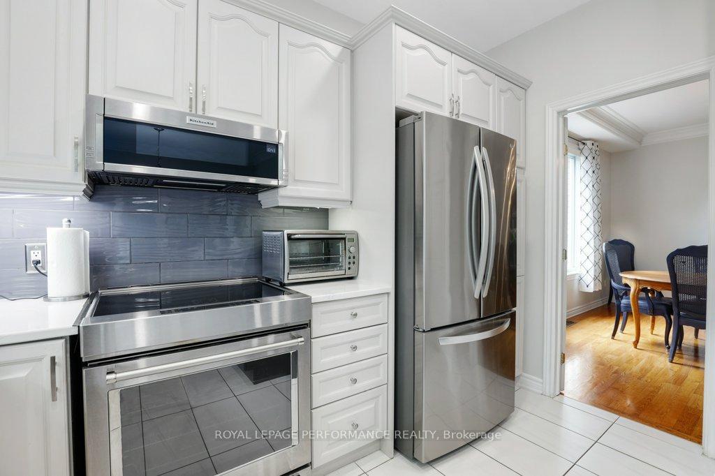 Photo 20 of 28 Monet Court, Ottawa, Upper Hunt Club — HOMEH