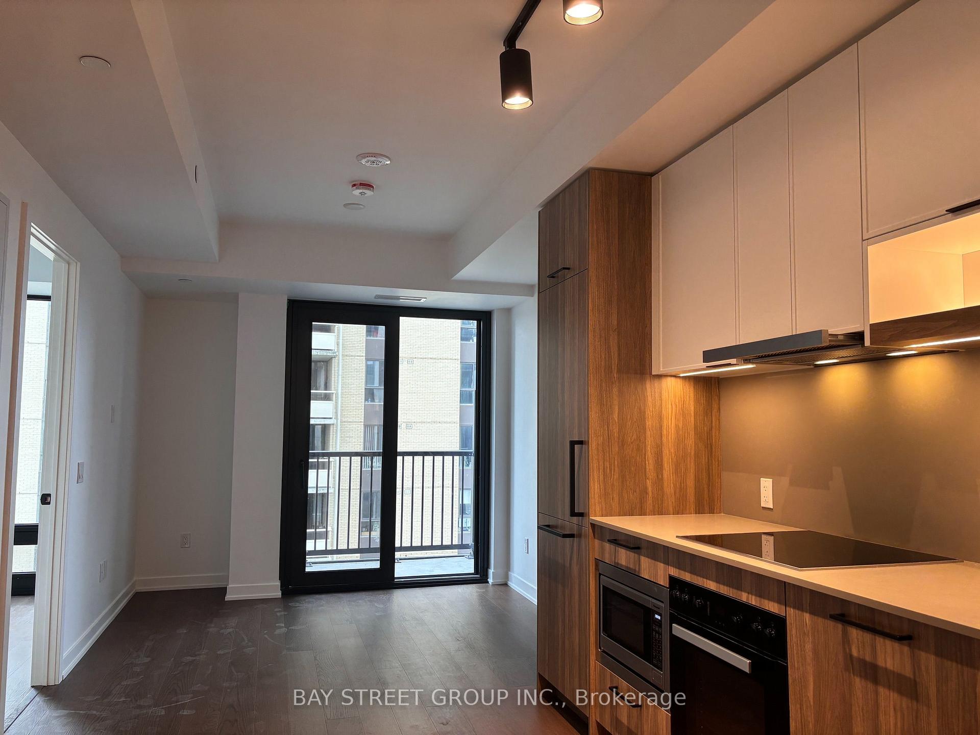 Photo 3 of Unit 1503, 91 Montclair Avenue, Toronto, Forest Hill South — HOMEH