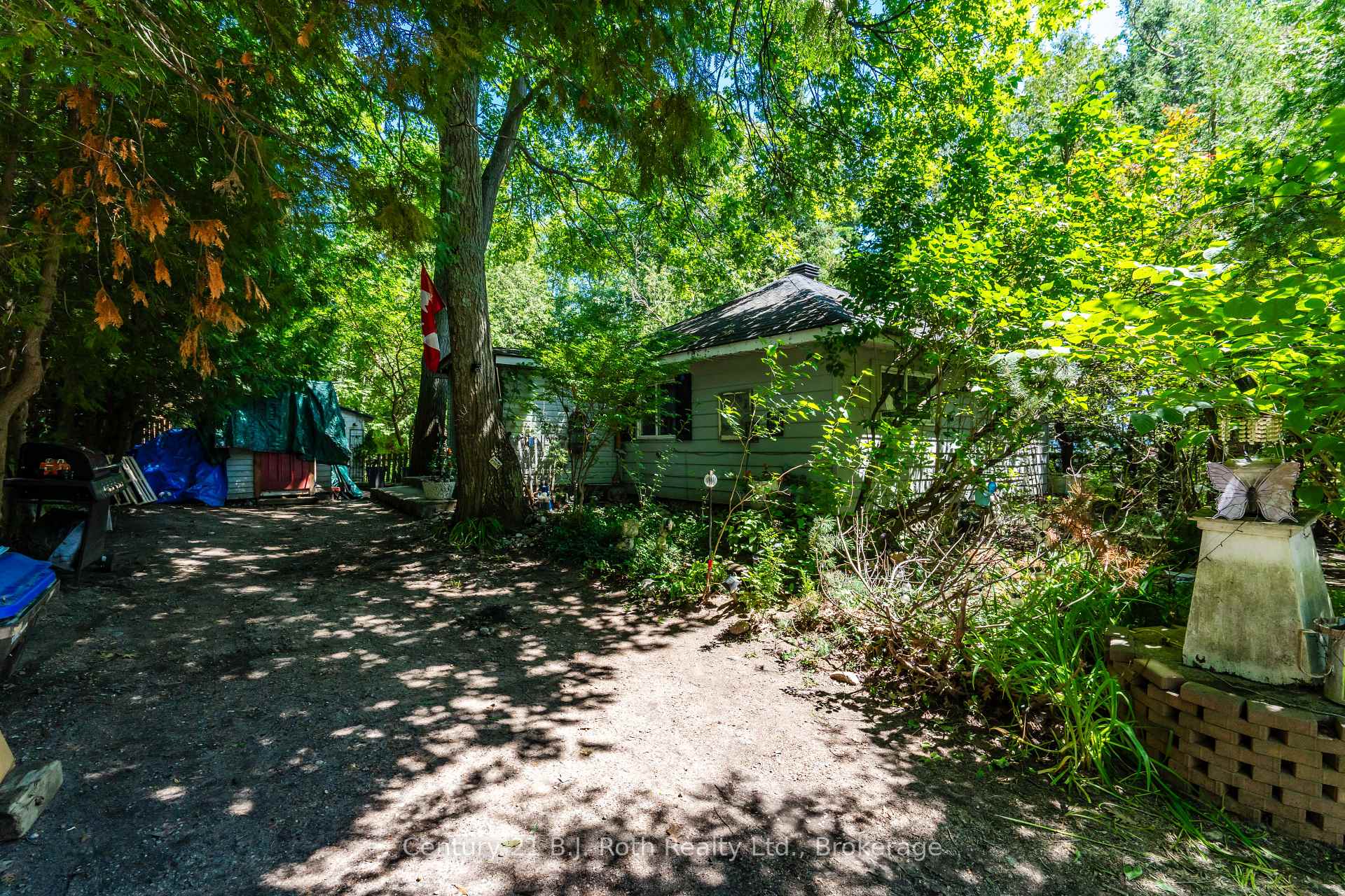 Photo 14 of 307 Tiny Beaches Road W, Tiny, Rural Tiny — HOMEH