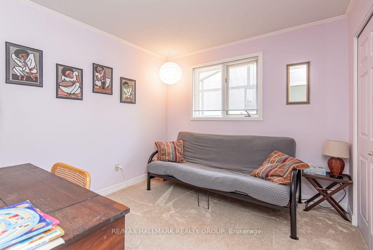 Photo 20 of 18 Hesse Crescent, Ottawa, Stittsville (Central) — HOMEH