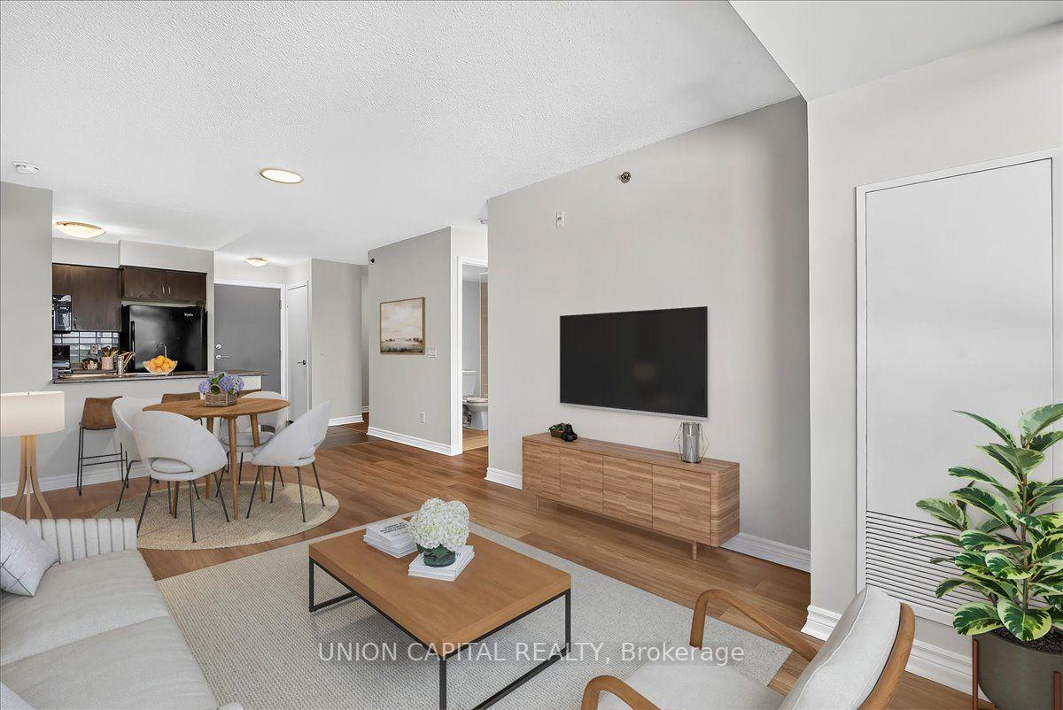 Photo 7 of Unit 609, 35 Saranac Boulevard, Toronto, Englemount-Lawrence — HOMEH