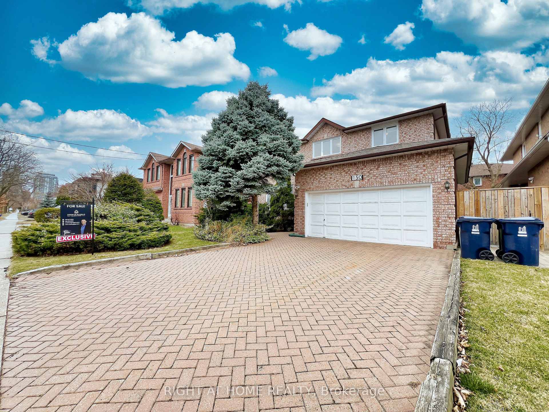 Photo 2 of 150 Holmes Avenue, North York, Willowdale East — HOMEH
