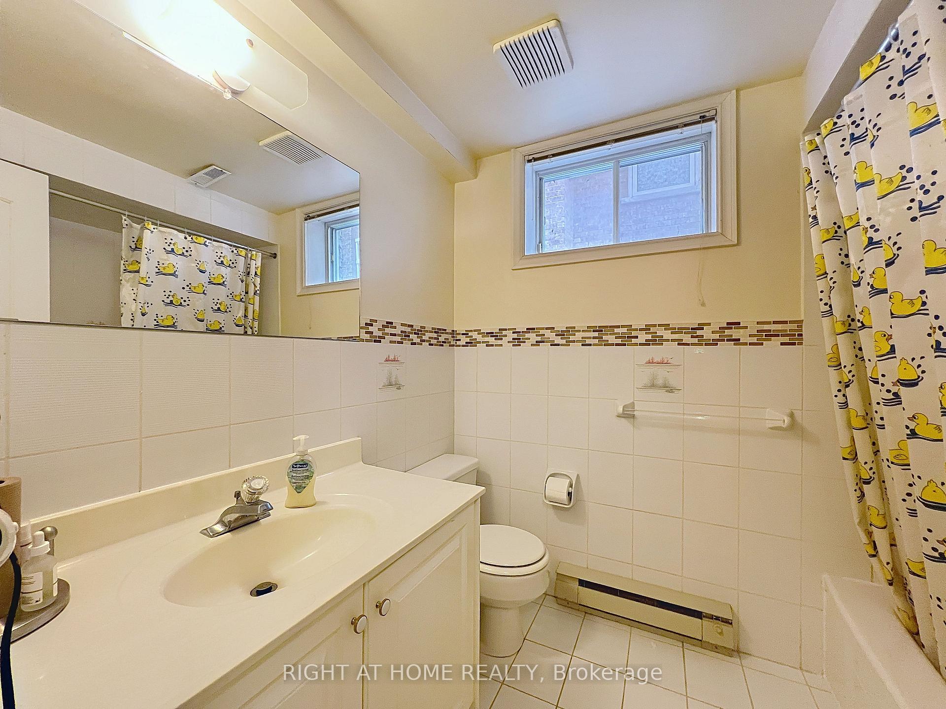 Photo 38 of 150 Holmes Avenue, North York, Willowdale East — HOMEH