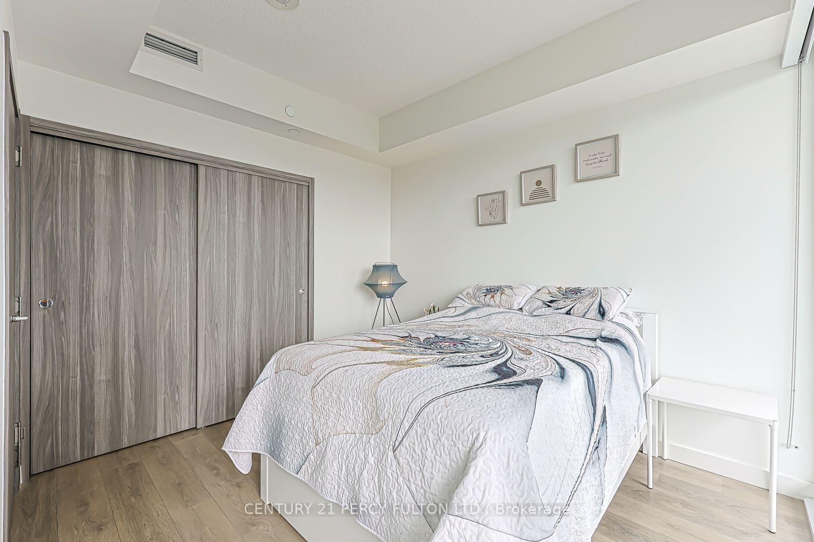Photo 3 of Unit 2207, 95 McMahon Drive, North York, Bayview Village — HOMEH