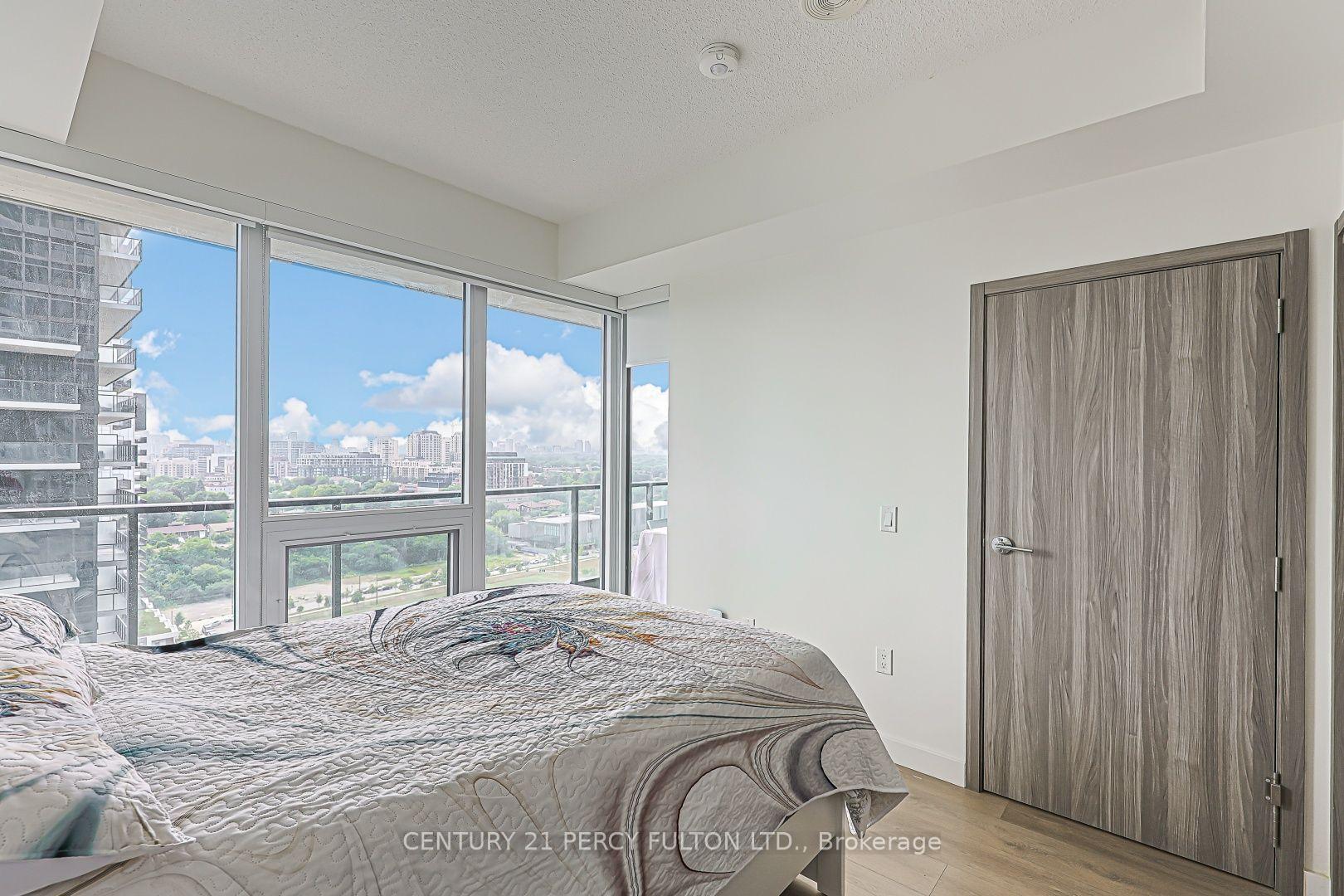 Photo 5 of Unit 2207, 95 McMahon Drive, North York, Bayview Village — HOMEH