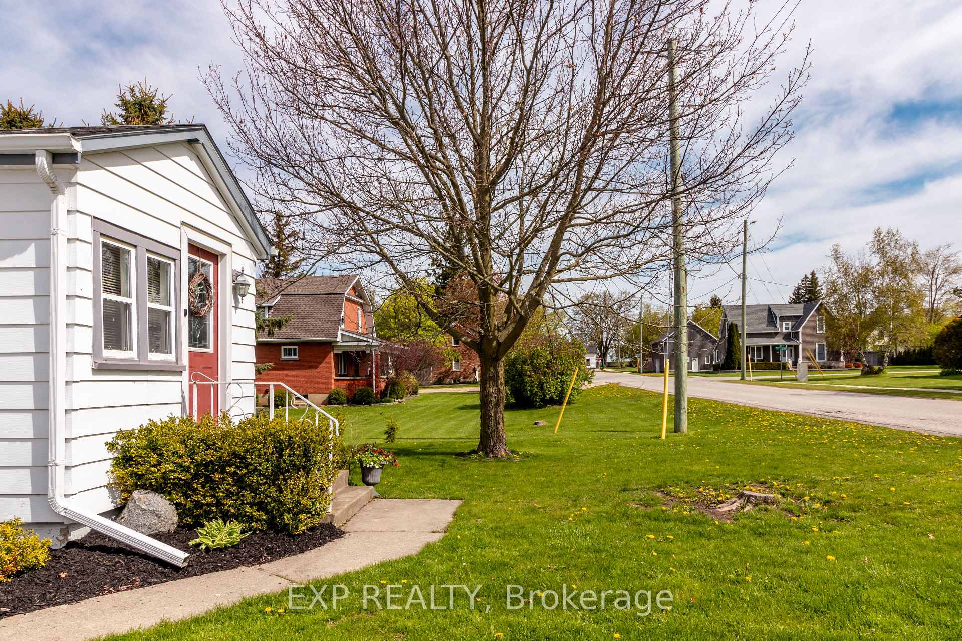 Photo 14 of 3988 Galt Street, Perth East, Shakespeare — HOMEH