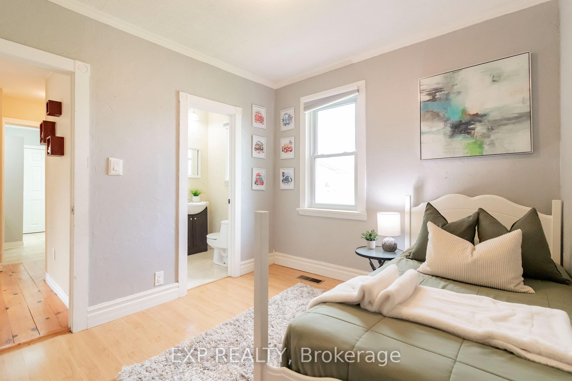 Photo 40 of 3988 Galt Street, Perth East, Shakespeare — HOMEH