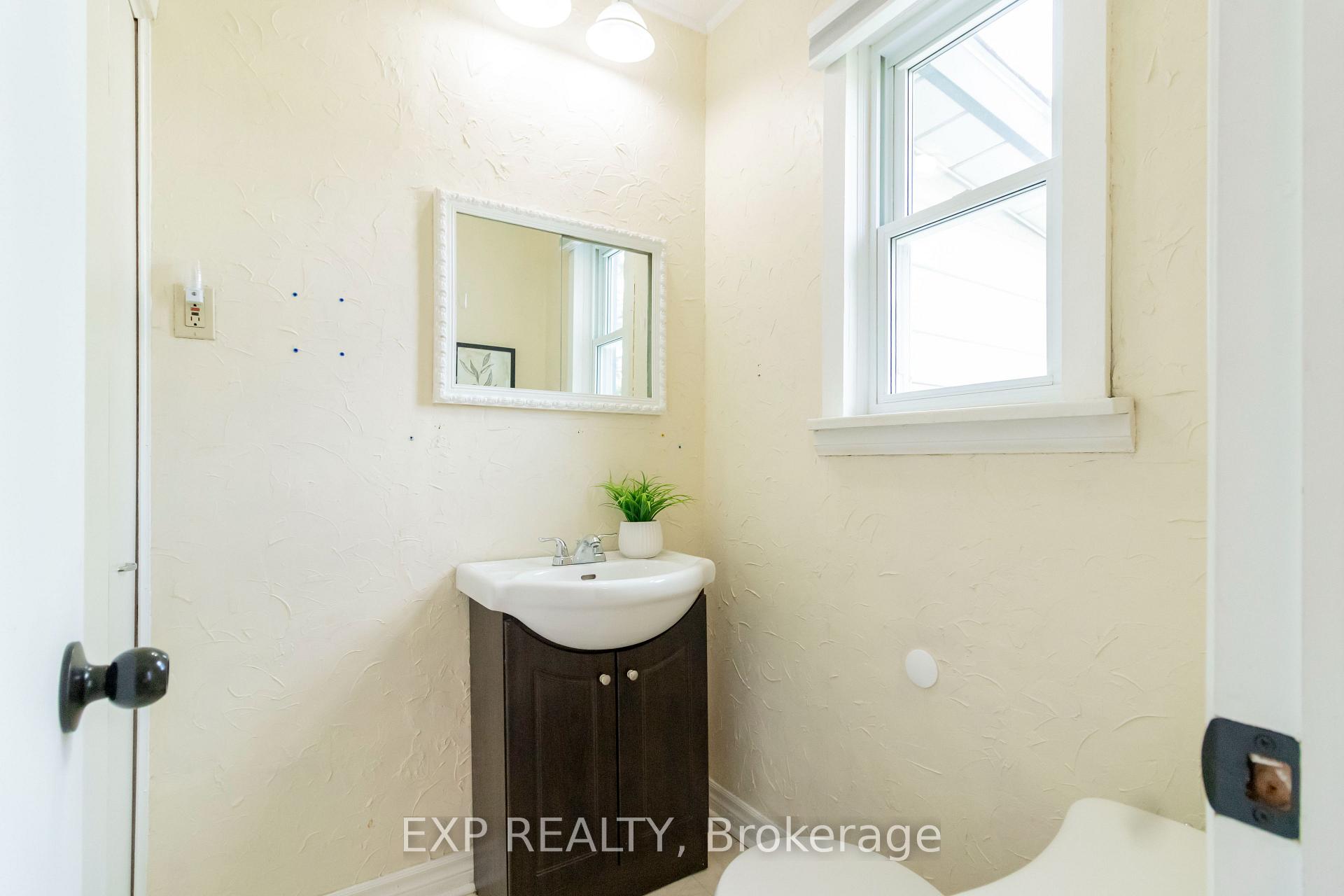 Photo 41 of 3988 Galt Street, Perth East, Shakespeare — HOMEH