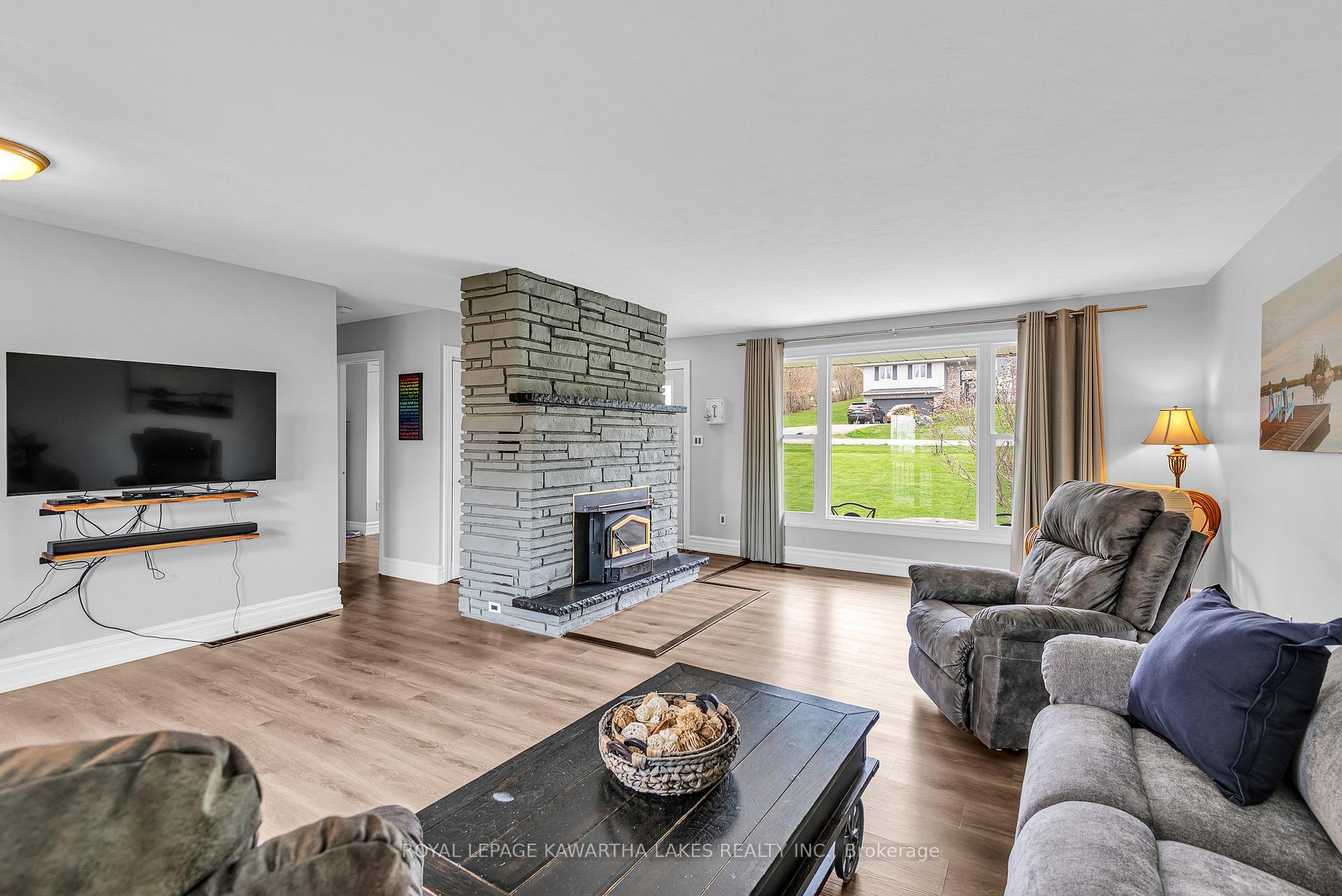 Photo 7 of 9 Buckhorn Road, Kawartha Lakes, Fenelon — HOMEH