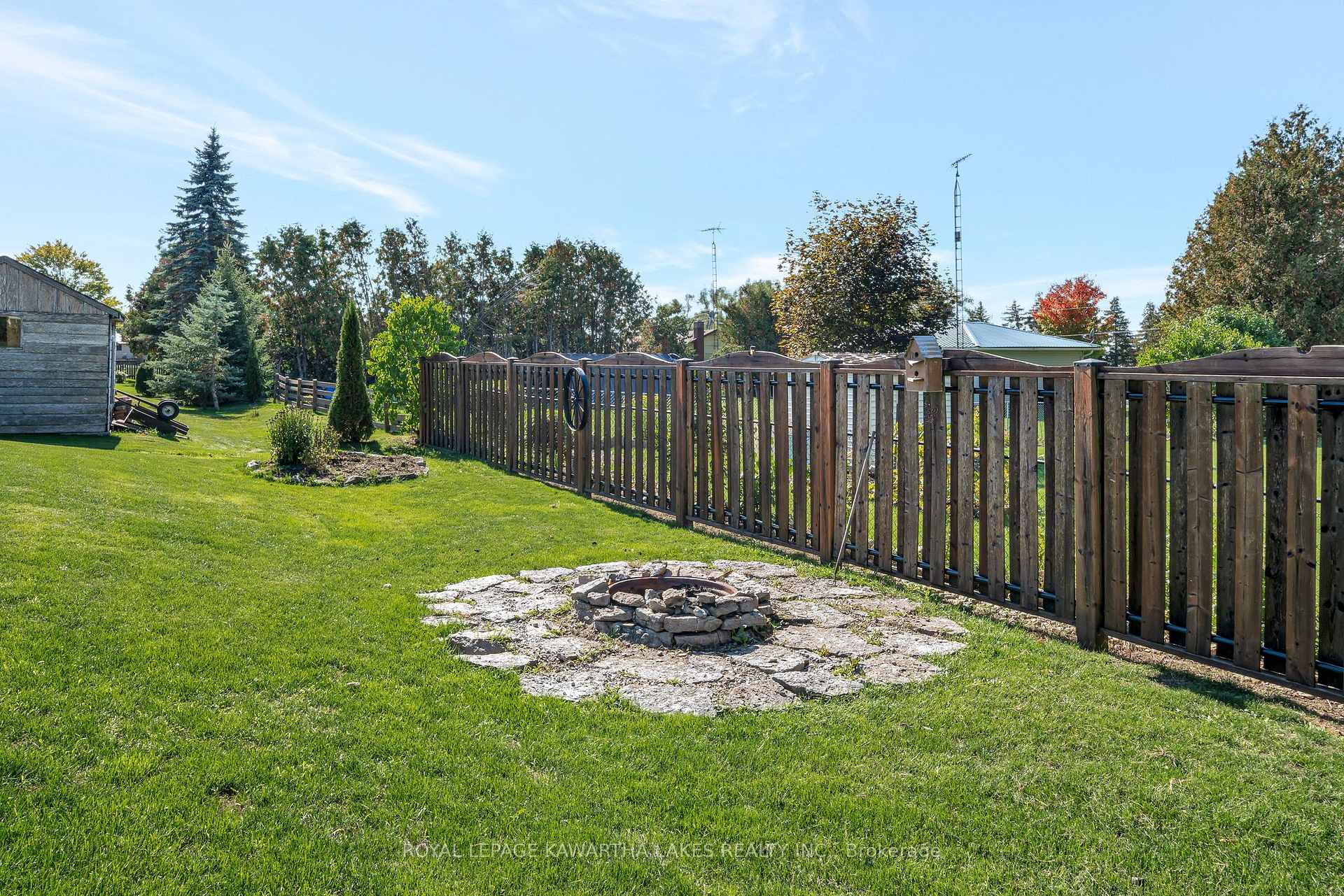 Photo 31 of 9 Buckhorn Road, Kawartha Lakes, Fenelon — HOMEH