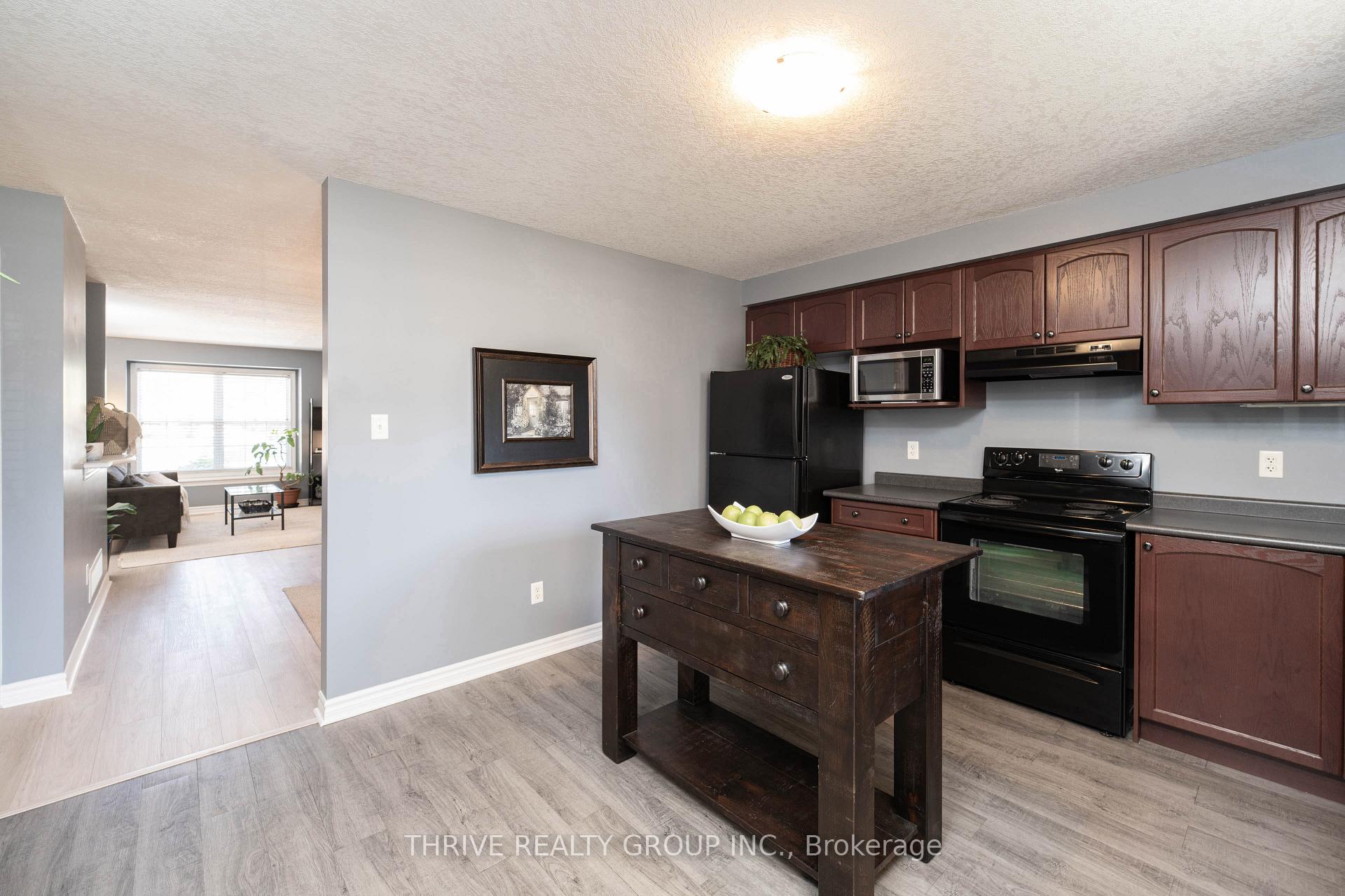 Photo 31 of Unit 30, 3320 Meadowgate Boulevard, London, South J — HOMEH