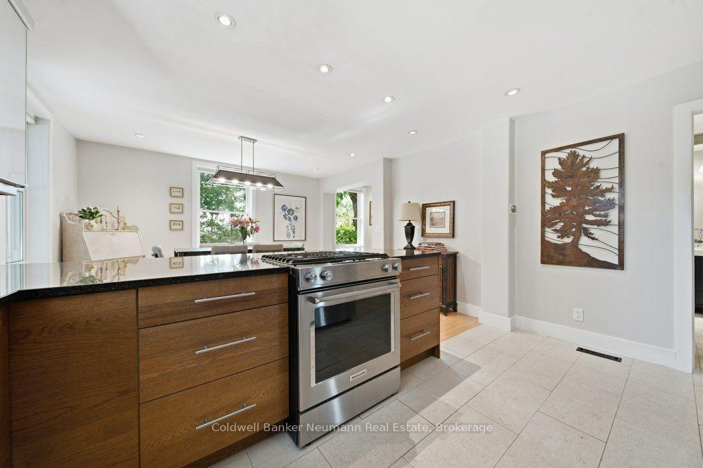 Photo 13 of 96 Grove Street, Guelph, St. George's — HOMEH