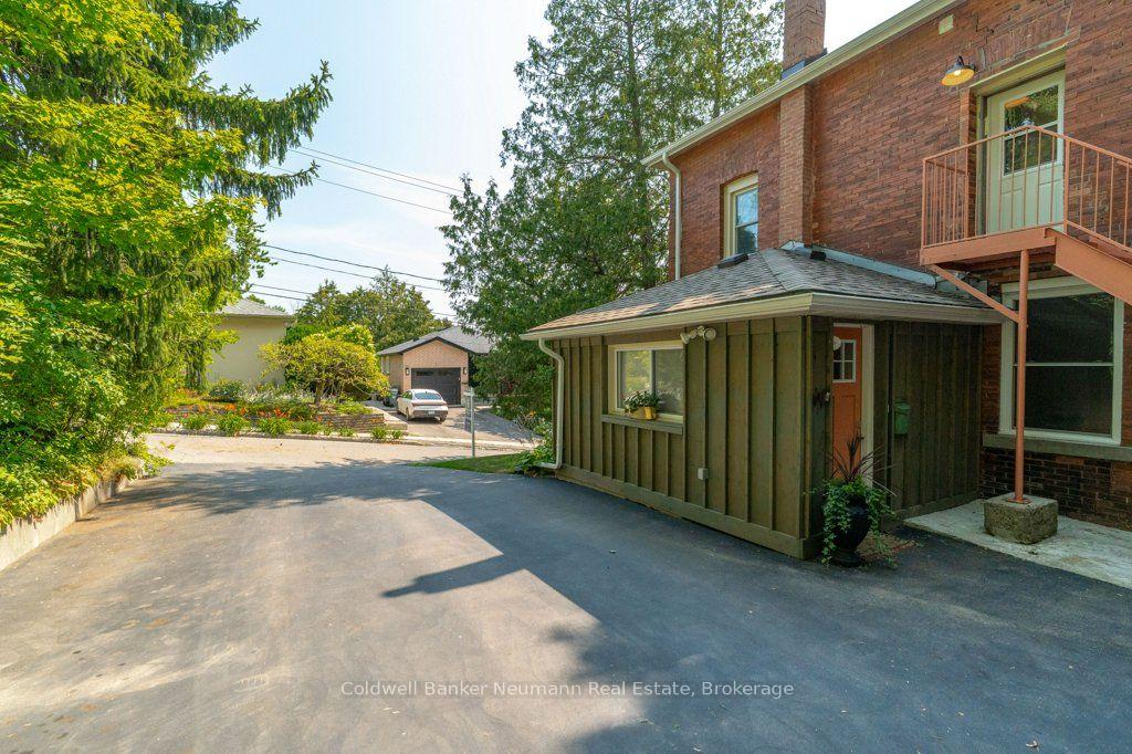 Photo 33 of 96 Grove Street, Guelph, St. George's — HOMEH