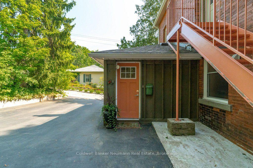 Photo 34 of 96 Grove Street, Guelph, St. George's — HOMEH