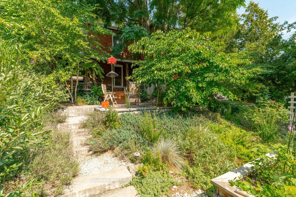 Photo 43 of 96 Grove Street, Guelph, St. George's — HOMEH