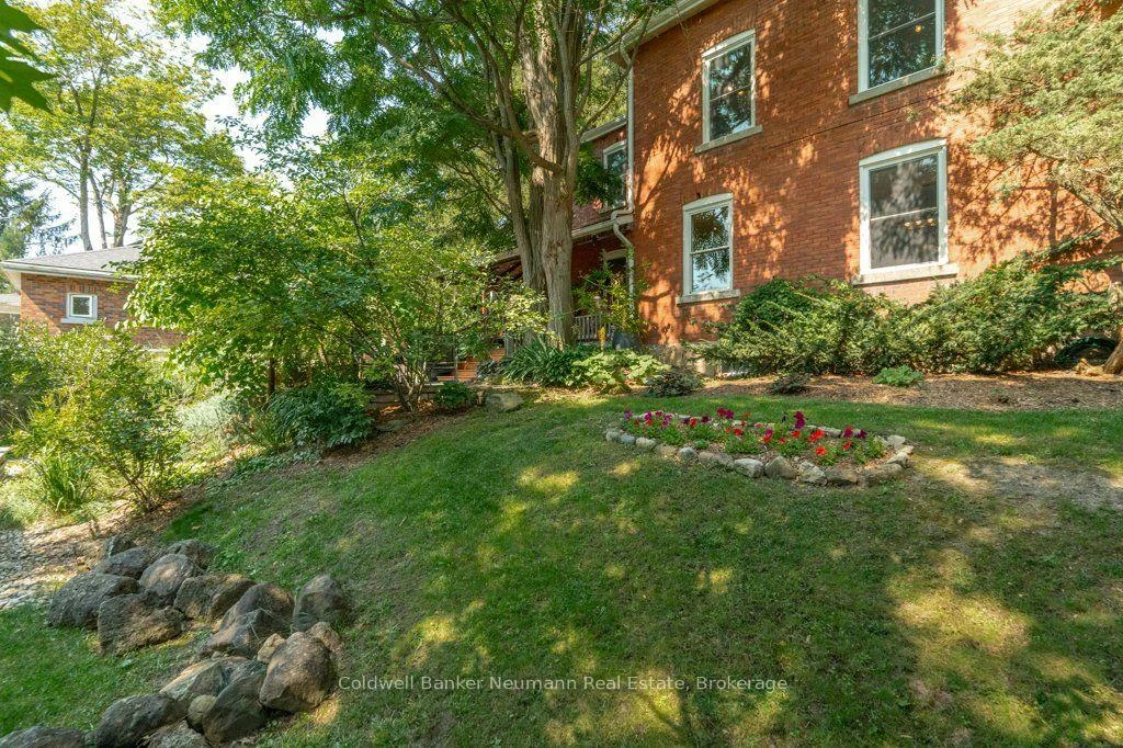 Photo 51 of 96 Grove Street, Guelph, St. George's — HOMEH