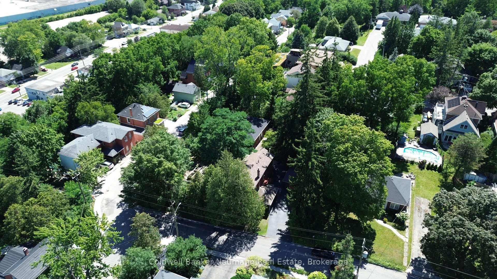 Photo 54 of 96 Grove Street, Guelph, St. George's — HOMEH
