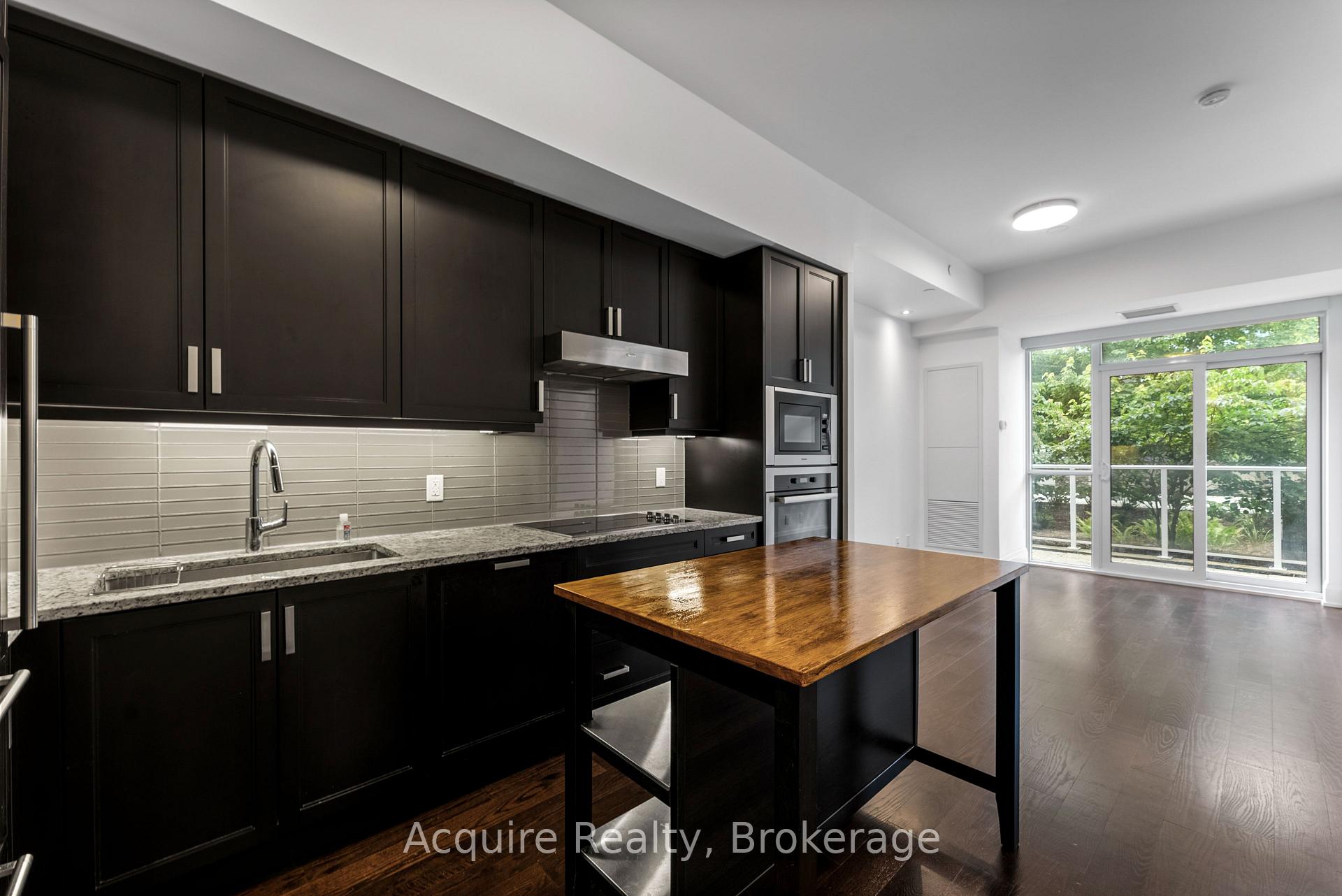 Photo 5 of Unit 212, 20 Fred Varley Drive, Markham, Unionville — HOMEH