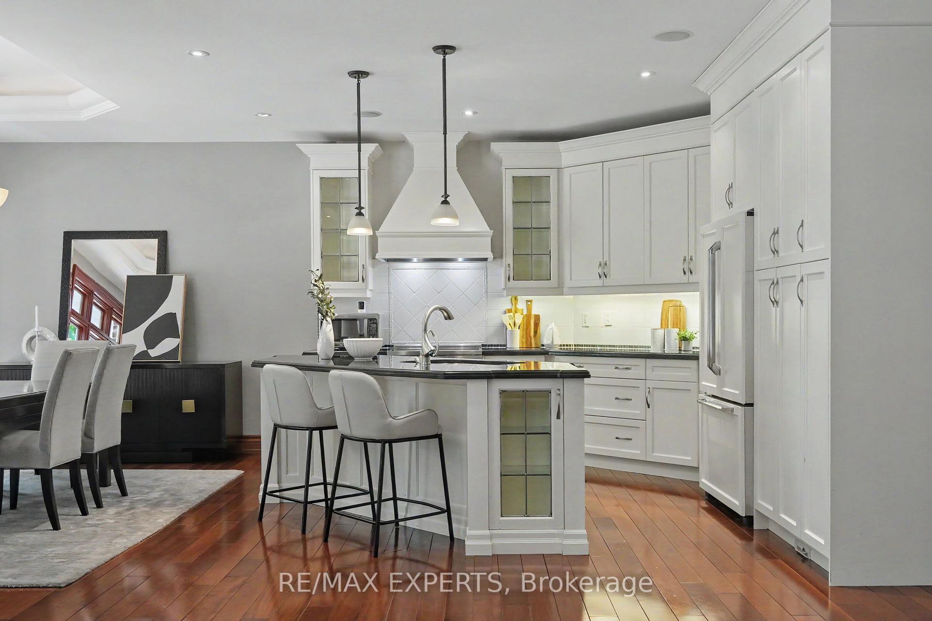 Photo 15 of 91 Napier Street, Vaughan, Kleinburg — HOMEH