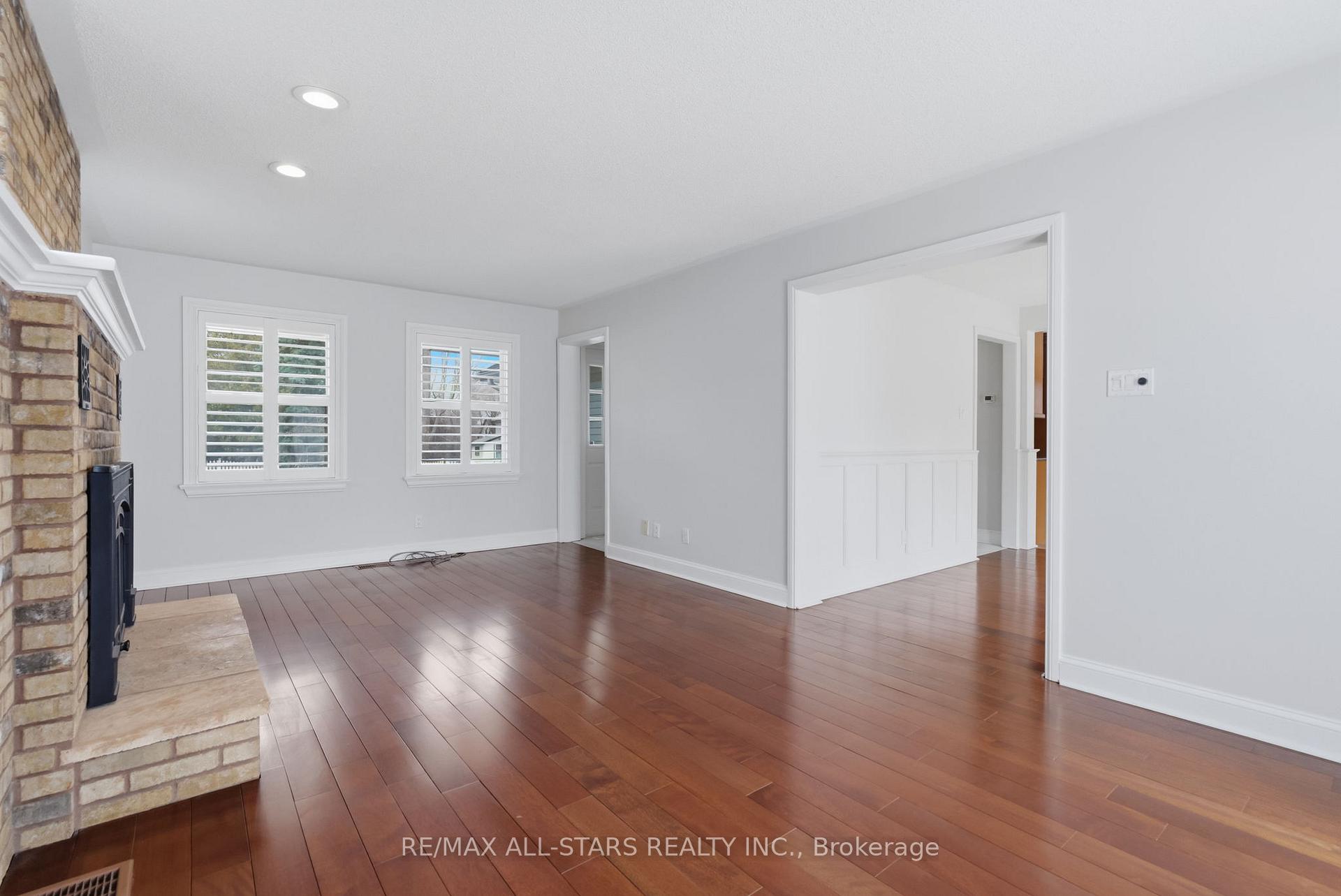 Photo 13 of 154 Brock Street E, Uxbridge — HOMEH