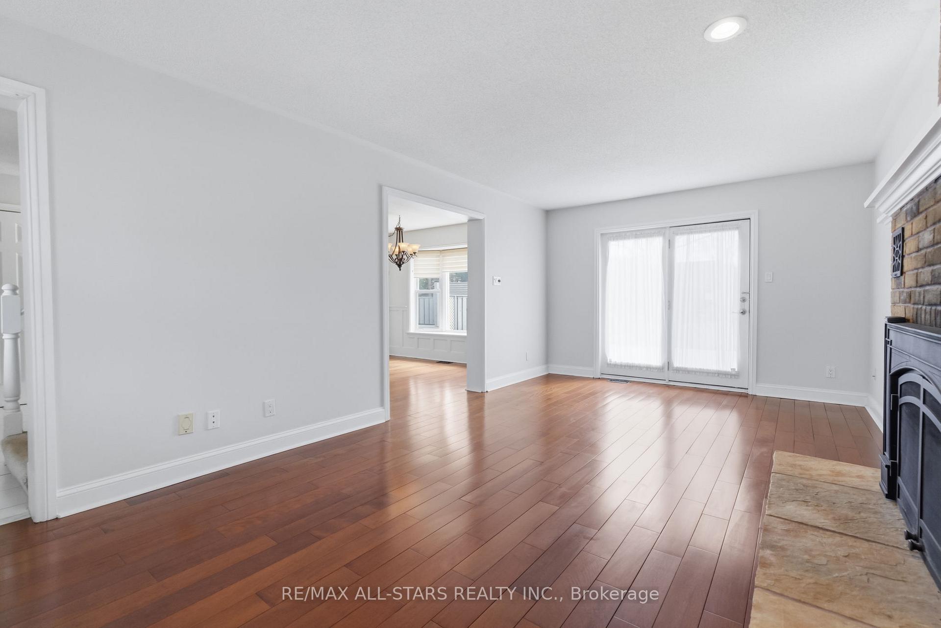 Photo 15 of 154 Brock Street E, Uxbridge — HOMEH