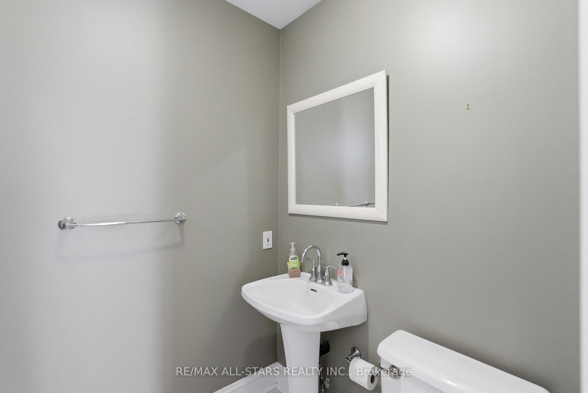 Photo 16 of 154 Brock Street E, Uxbridge — HOMEH